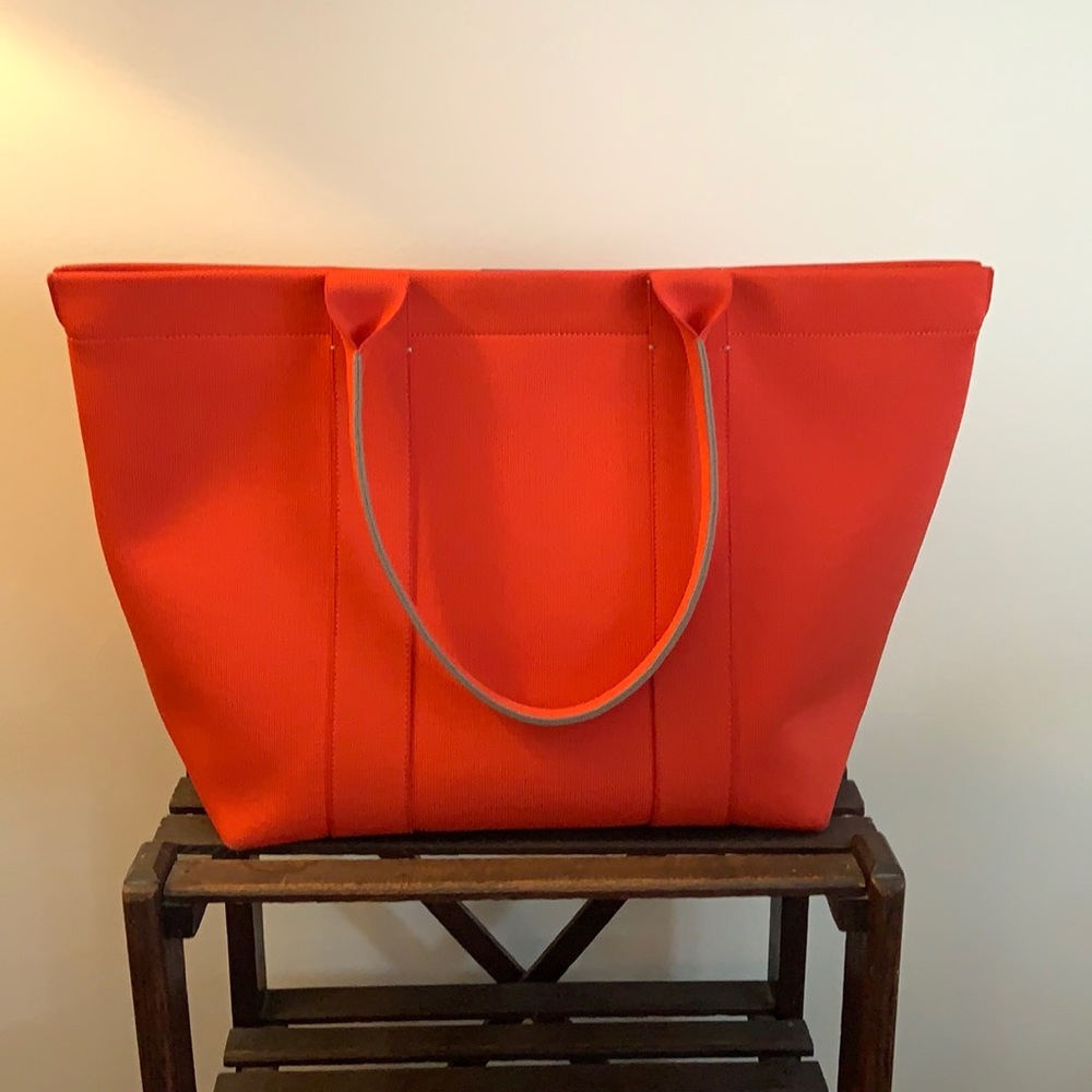 Rothy’s Essential Tote - Bright Poppy